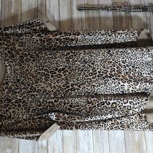 Amaryllis Leopard Print Short Sleeve Velvet Top